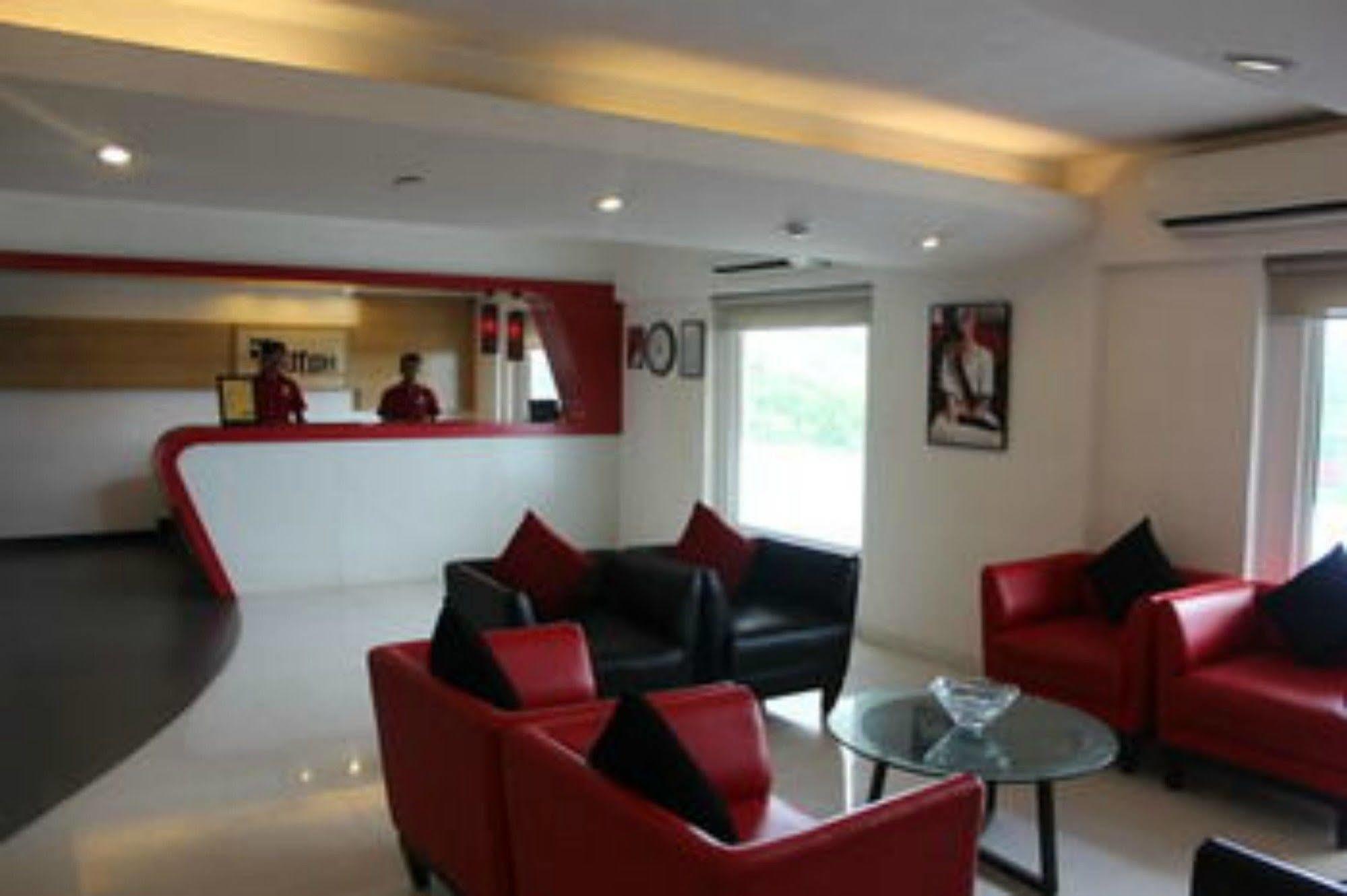 Red Fox By Lemon Tree Hotels, Divisione di Jaipur Esterno foto
